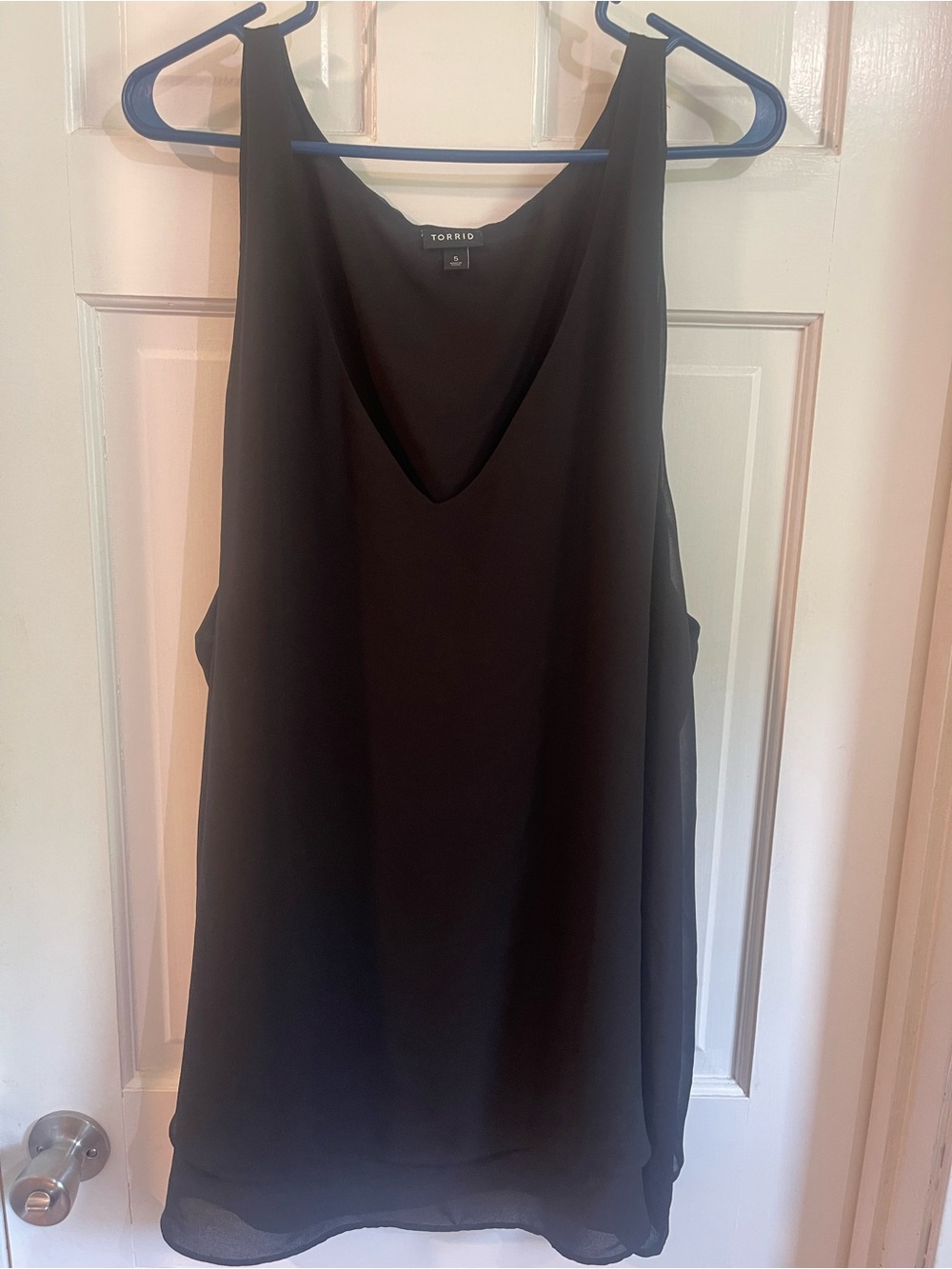 Torrid Black V-Neck Double Layer Tank